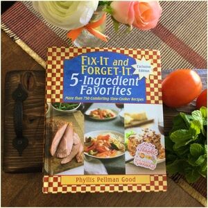 Fix‑It & Forget‑It 5‑Ingredient Favorites Cookbook — Hardcover, Like New